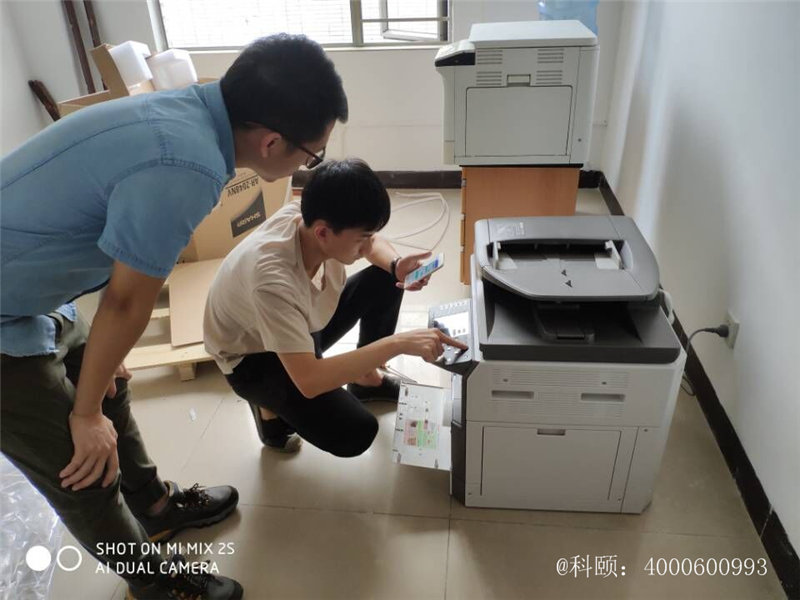 蔡师傅在医院安装夏普AR-2048NV复印机呢